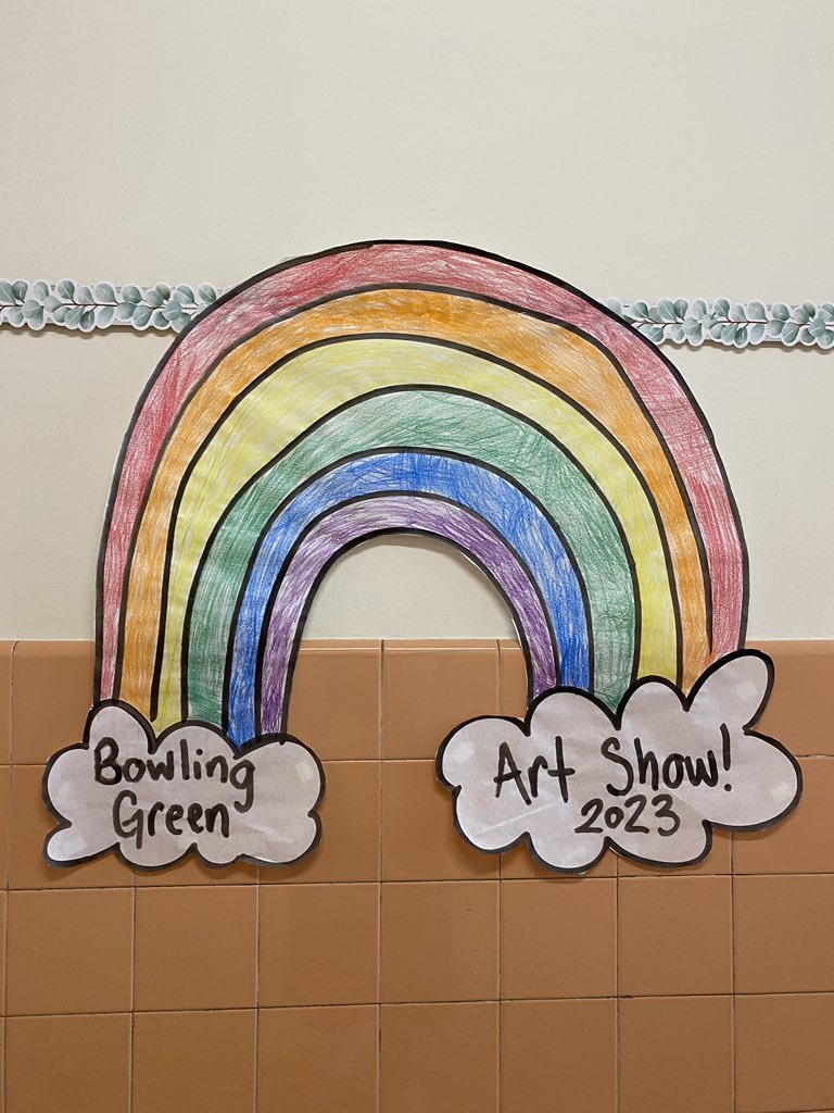 MsDTeachesArt's tweet photo. Hallway decorations at @BGreenSchool 🎨🖌️👩‍🎨🧑‍🎨❤️ https://t.co/UTxxPuDjR0