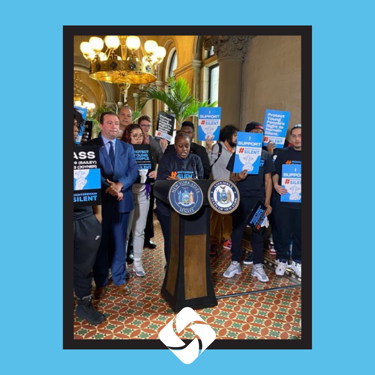 BronxConnect's tweet photo. Thank you Senator @jamaal6bailey36 and
@joinjoyner on sponsoring the #right2remainsilent Act
(A.1963/S.1099)!
#BronxConnect #endviolence #gunviolenceprevention
#bronx #elbronx #advocacy #antiviolence #nyc https://t.co/86imspz4vY