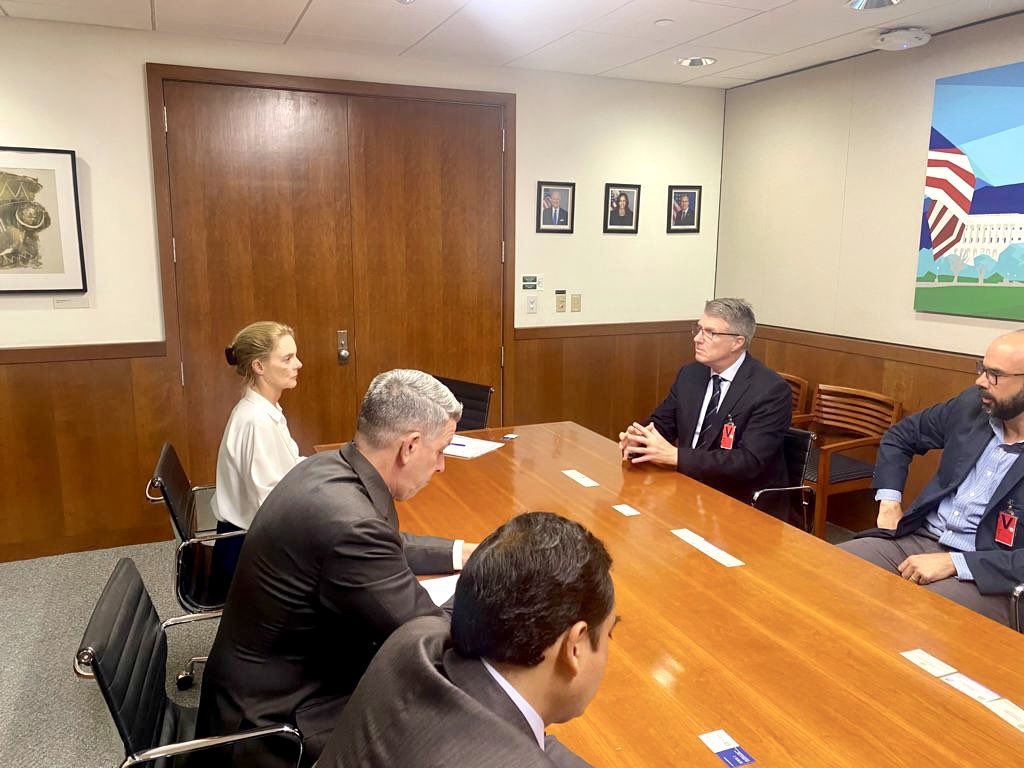 Embajador(a) de los Estados Unidos en Perú (@usambperu) on Twitter photo Gracias a la compañía🇺🇸 SBA Communications por su inversión en Perú, representando más de $60 millones para ayudar a los ciudadanos a obtener acceso a internet y telefonía celular <a href="/sbasite/">SBA Communications</a> Gracias a la compañía🇺🇸 SBA Communications por su inversión en Perú, representando más de $60 millones para ayudar a los ciudadanos a obtener acceso a internet y telefonía celular <a href="/sbasite/">SBA Communications</a>