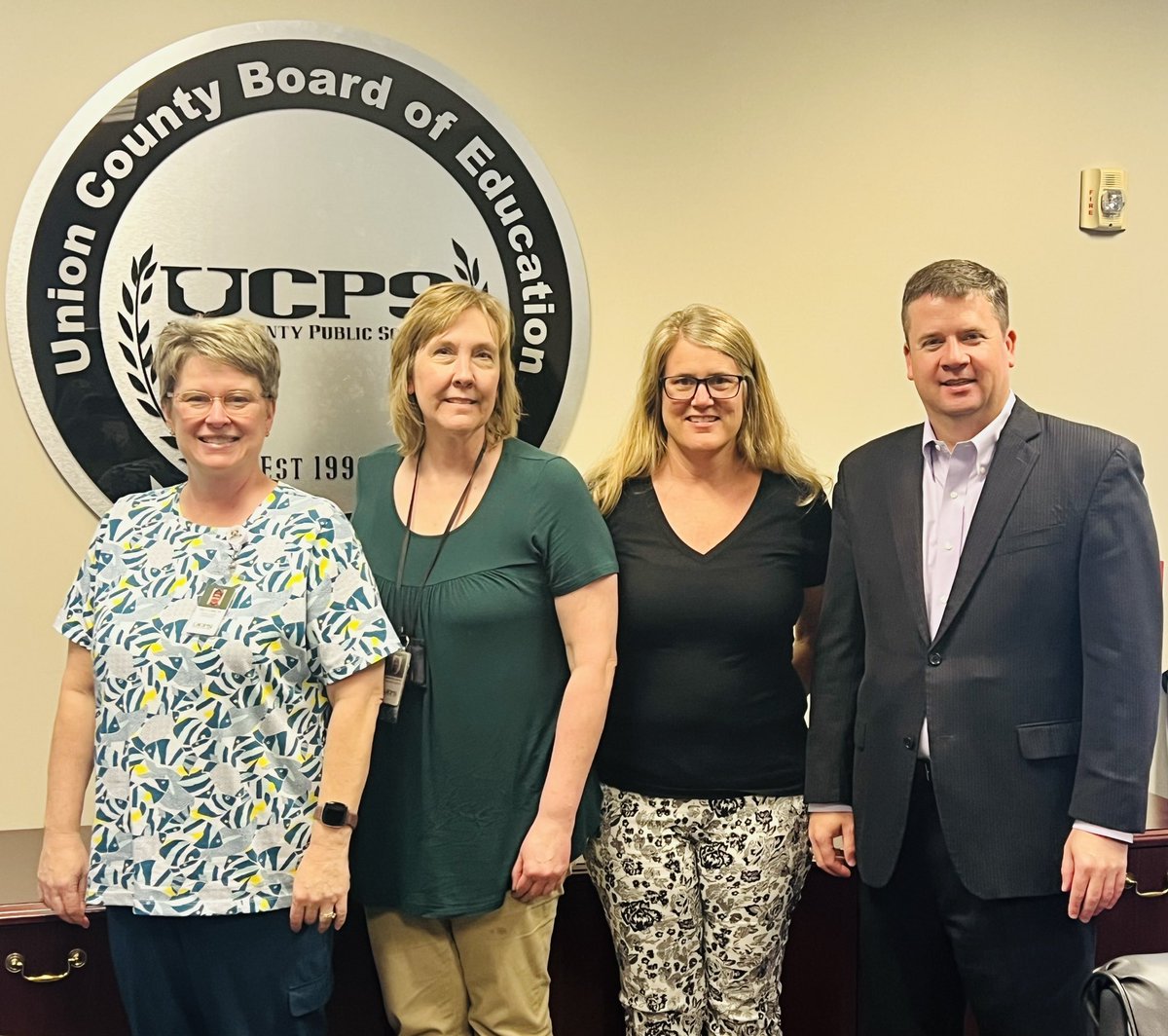 Andrew G. Houlihan tweet media