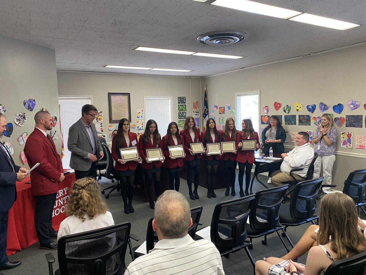 Ellis Ayers tweet media