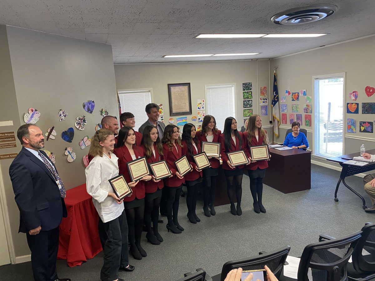 Ellis Ayers tweet media