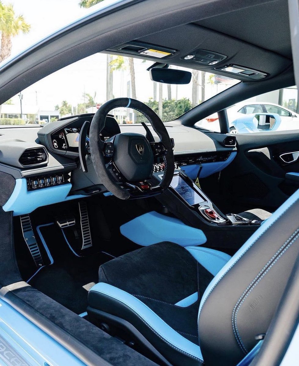 LuxuryCars365's tweet photo. Lamborghini Huracan Technica 🌊 https://t.co/NN0A5T72k8