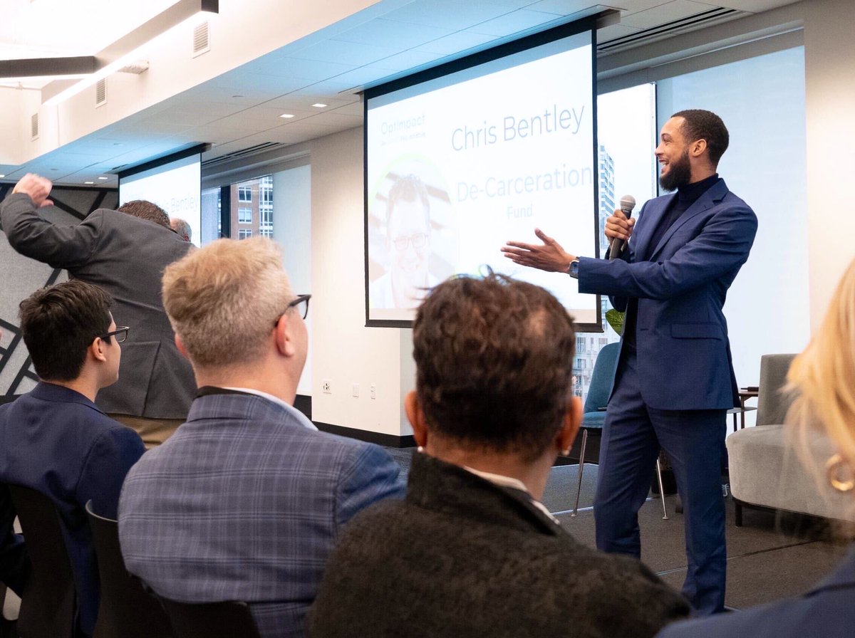 Lawrence Williams pitched De-Carceration Fund at the Total Impact Summit. Impact PHL promotes Philadelphia as a leader in the global impact economy. <a href="/LFWTrey/">Francis</a>  <a href="/ImpactPHL/">ImpactPHL</a>