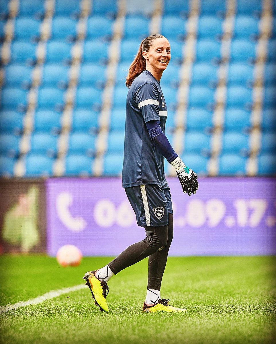 Laeti_Philippe's tweet photo. ๐ง๐๐ผ Chaque chemin comporte ses propres obstacles, chaque obstacle comporte une leรงon et chaque leรงon est un pas de plus vers le sommet de la montagneโฆ
โ
๐งค @KEEPERsportFR @AnthonyKrumhorn
๐ฉต๐ @hacfem
โ
#lh #lehavre #hacwomen #hacfeminines #hac #keepitall #football #goalkeeper https://t.co/jxmbQwp0ku