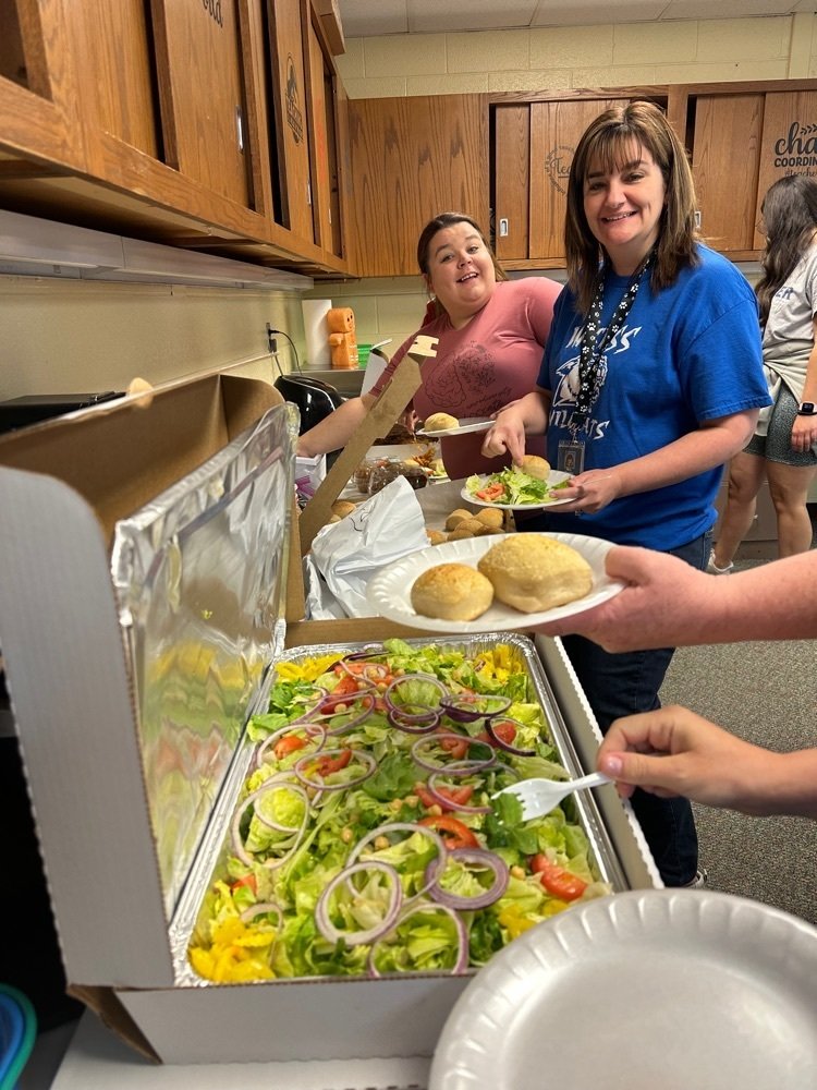 Derek Bezeau tweet media