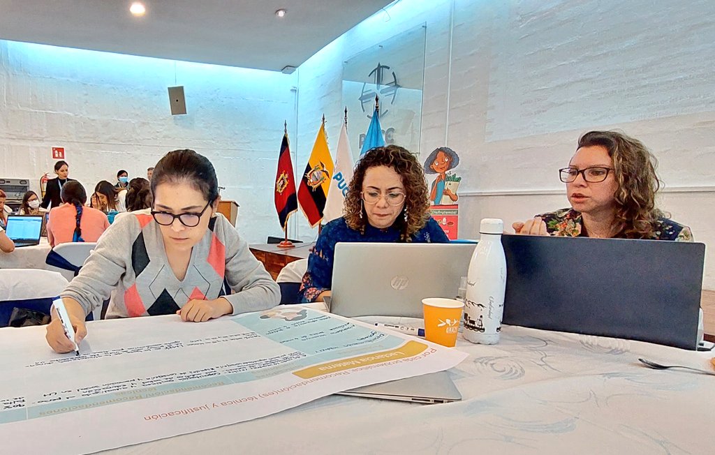 FAOEcuador's tweet photo. 🔵 Bajo una metodología participativa será posible construir las recomendaciones técnicas nutricionales y en sistemas alimentarios. 

👉 Como resultado Ecuador contará con los mensajes y la imagen de las #GABSAEcuador. https://t.co/FucY6yLdAO