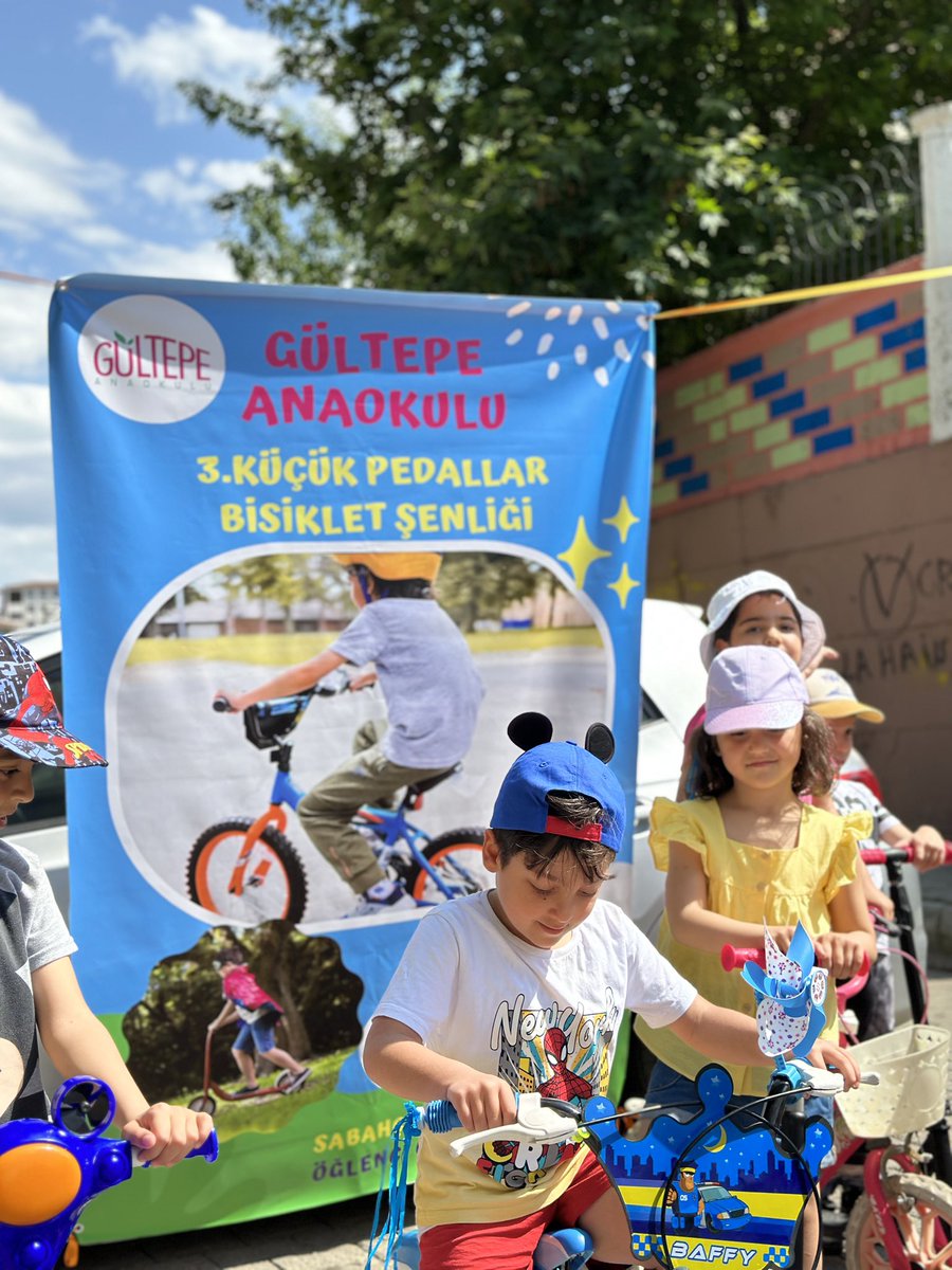 GultepeBatman's tweet photo. 3.bisiklet şenliğimiz #dünyahareketgünü #10mayısdünyahareketgünü #batman #sağlıkicinhareketetguenue #okulum @BatmanilMEM @MahmutKurtaran1 @yagmurat72 https://t.co/8SEMp9BV1L