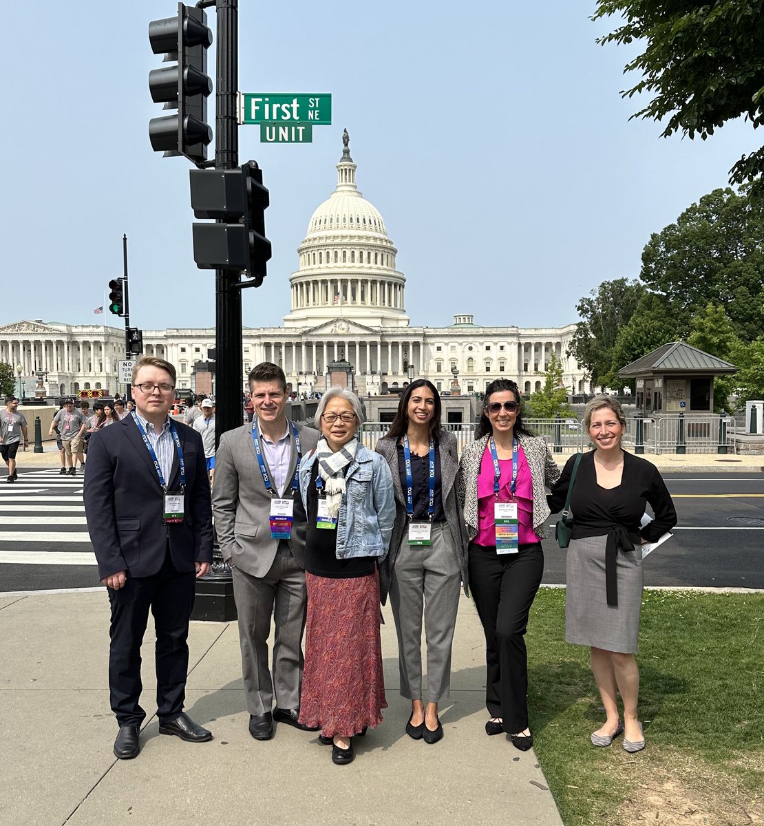 AmulyaYala's tweet image. Illinois Radiological Society at the office of @TammyDuckworth for ACR Capitol Hill Day! Great opportunity to chat about issues including Medicare physician cuts and the No Surprises Act protecting patients from surprise medical bills @ACRRAN @RadiologyACR @ChiRadSoc
