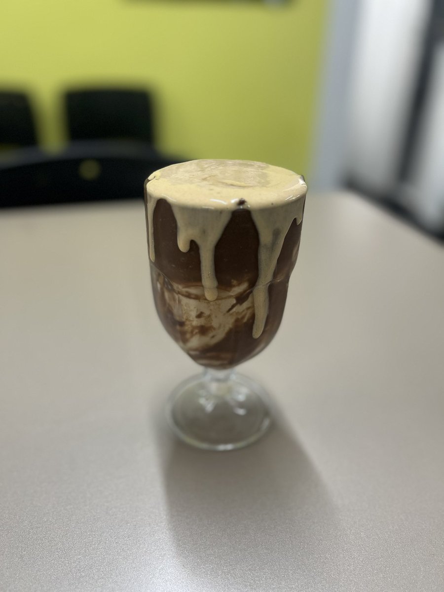 edgardhenryque's tweet photo. Almocinho #shake #herbalife @HerbalifeBR https://t.co/I1R0x4fWIN