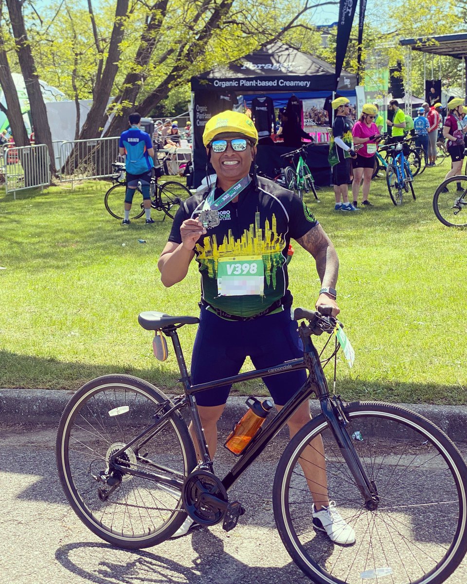 USMSBrooklyn's tweet photo. Deputy U.S. Marshals from E/NY completed the @bikenewyork NY TD Five Boro Bike Tour. The ride is a 40-mile scenic ride throughout the five boroughs of NYC. #TDFBBT #USMS #BeTheDifference https://t.co/V46j6XkTbu