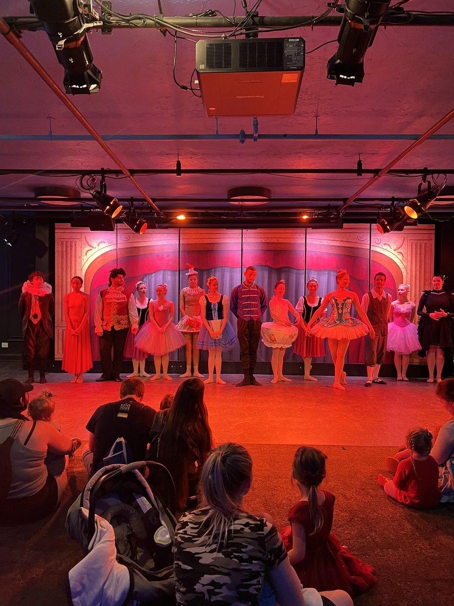 North Pointe Ballet 🩰 put on an ✨amazing✨ performance of Beauty and the Beast for our CMC Center Stage performing arts series! 

Learn more about the series and upcoming performances at cmcleveland.org/cmccenterstage/