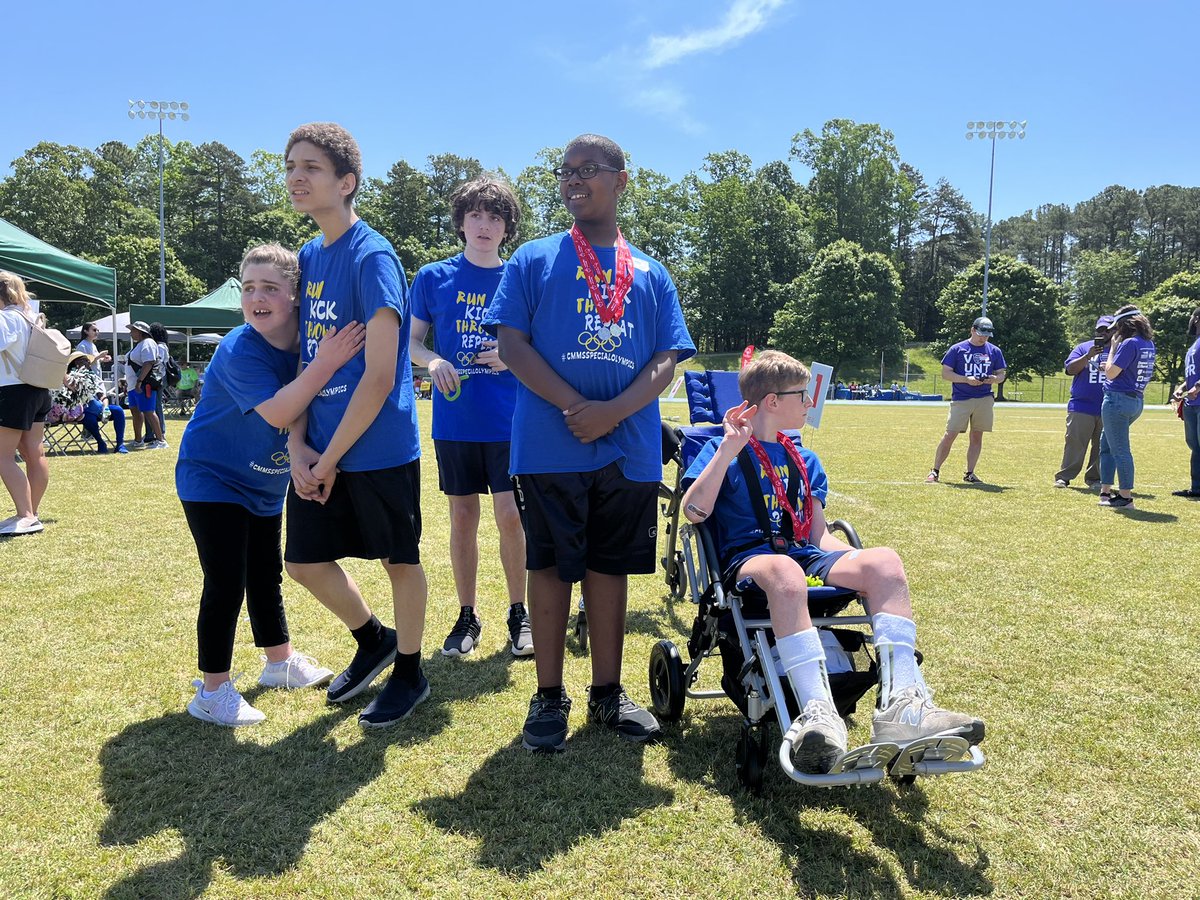 MrsZelmer's tweet photo. We brought home some medals!  🥇 https://t.co/oaRKmPtu9I