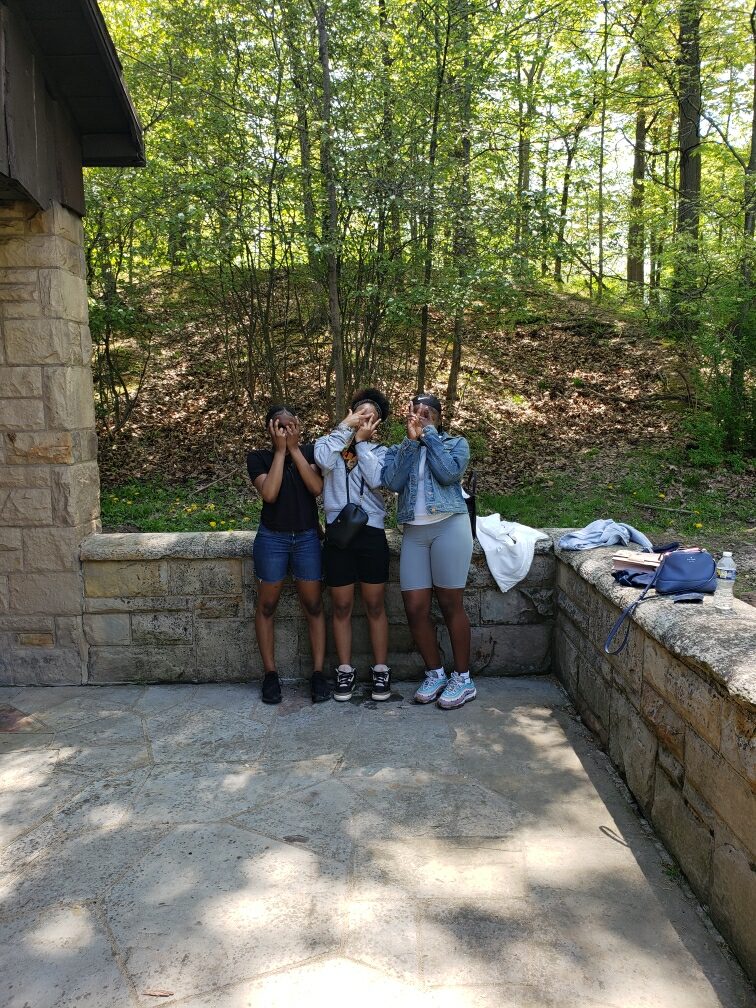 MilkovichMS1's tweet photo. Team 8-2 having  an amazing  time on their field  trip! https://t.co/vPy924WSEf