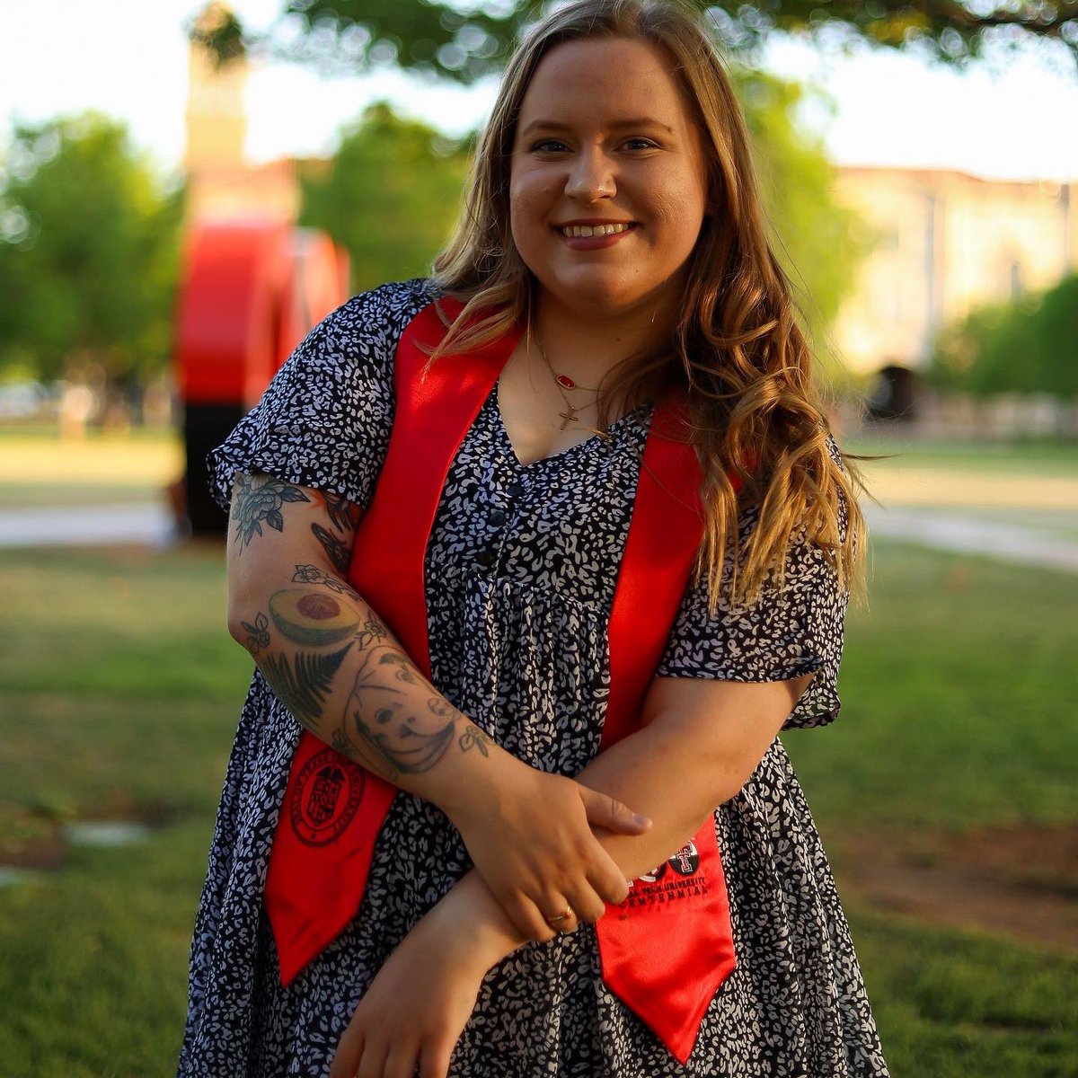 TTUSportsMed's tweet photo. ℂ𝕆ℕ𝔾ℝ𝔸𝕋𝕊 𝟚𝟘𝟚𝟛 𝔾ℝ𝔸𝔻𝕌𝔸𝕋𝔼𝕊!

Thank you Emma for your dedication to the athletic training program at Tech! Check out what her next steps will be. 

Emma graduating w/ a B.S. in Kinesiology &amp; B.A. in Music w/ Sports Medicine Minor. Will be attending UWSP for MAT https://t.co/ke9i00doIm