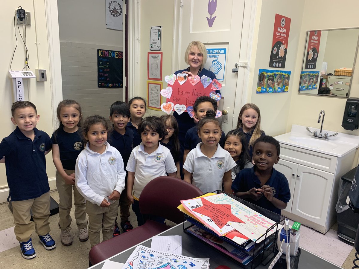 The students' in Mrs. Murphy's Pre-K surprised Nurse Keating with a special sign to hang in her office for Nurses Day! ⁦@BayonneBOE⁩