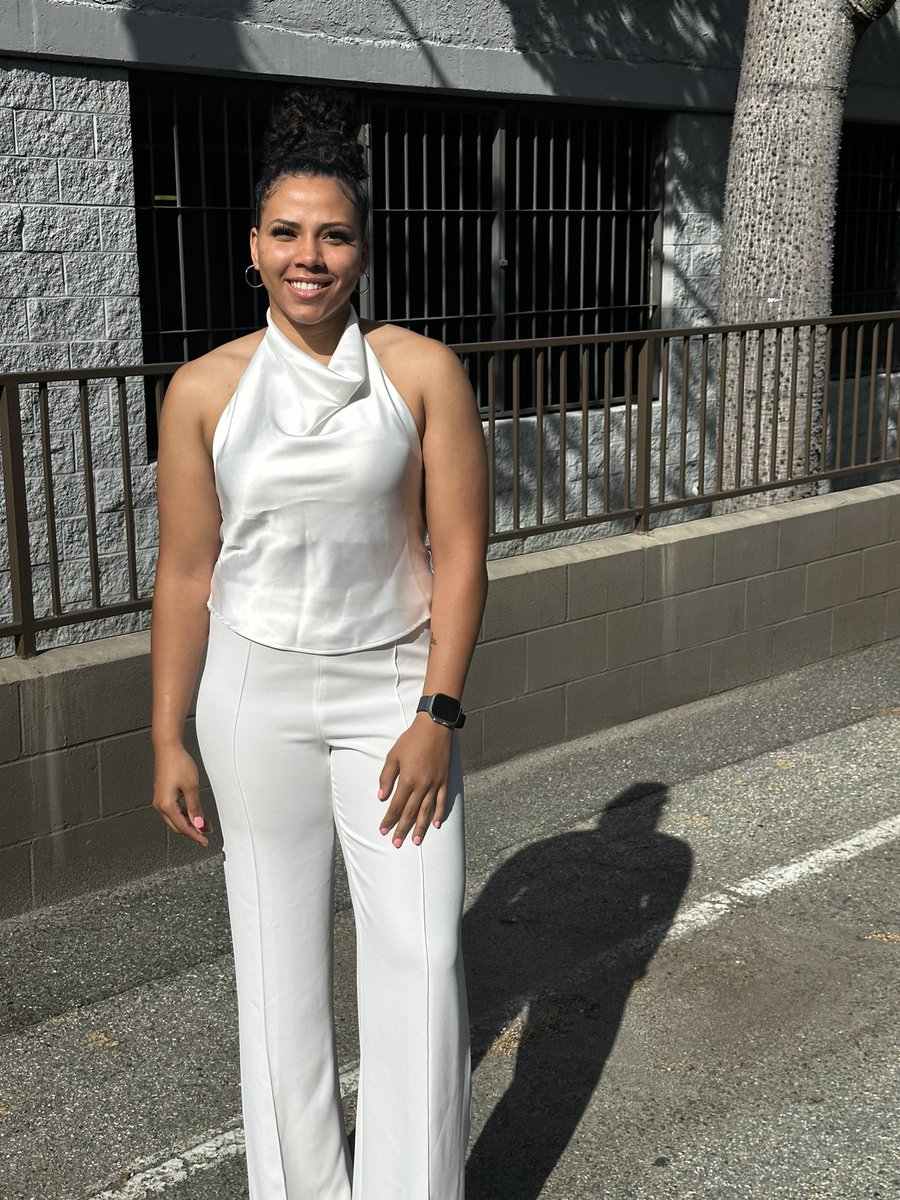 dstnylttltn24's tweet image. #blackgrad