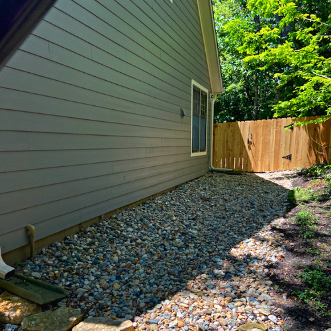 HeinenLandscape's tweet image. From underground drains to regrading and retaining walls, you can say goodbye to rain damage with Heinen's help!
Learn more about custom drainage solutions from Heinen here → bit.ly/30FBIB2 
#DrainageSolutions #RainWaterManagement