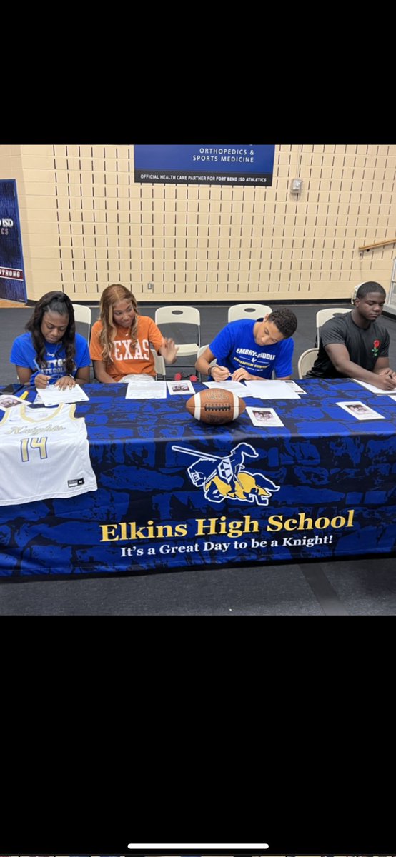 Congratulations to all of our Signee’s. Especially our very own <a href="/cecilyc_/">Cecily Callegari</a>  for signing with Daytona State.  💛💙🏀 🦅. #nationalSigningDay