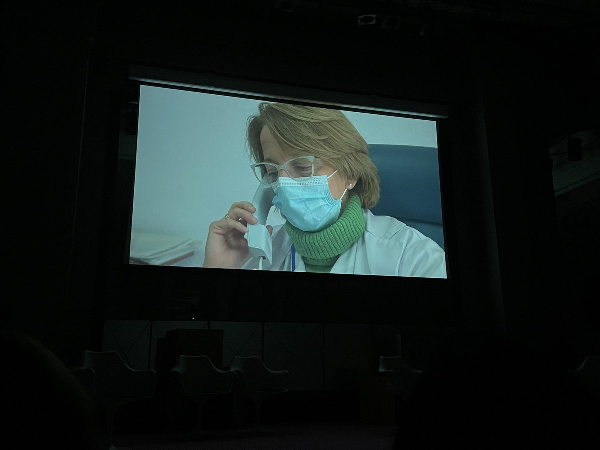 Nuestra enfermera del <a href="/AreaOsuna/">Área de Gestión Sanitaria de Osuna</a> y autora del corto ‘Detalles’ <a href="/atorresdom/">Antonia Torres Dominguez</a> explica al auditorio del Círculo de #BellasArtes cómo surge la idea del corto, finalista en los #PremiosHygeia de <a href="/fuden_es/">Fundación FUDEN</a>.

“La #enfermería siempre ha sido una profesión de cuidar los detalles”