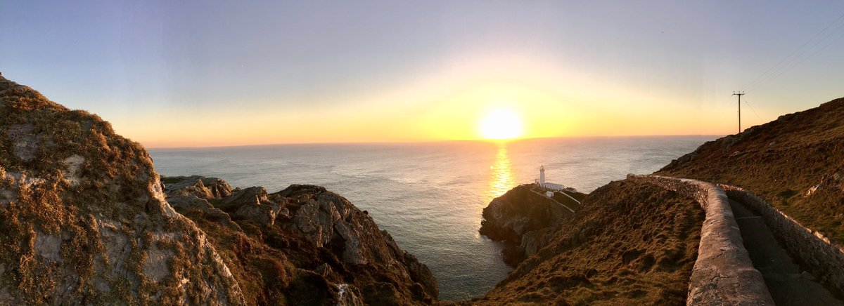 What’s you fav photo of #Anglesey ? This is mine😄 #southstack