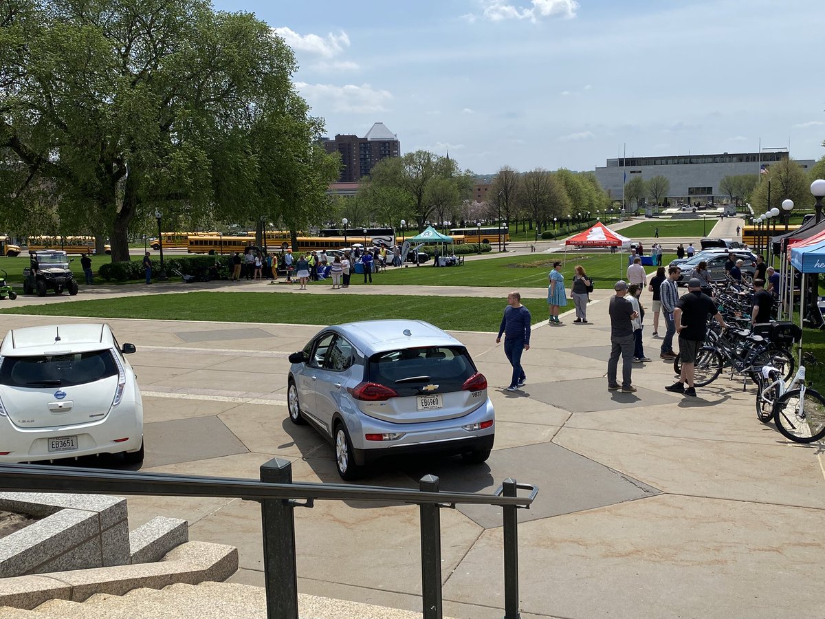 SMLotthammer's tweet photo. Couldn’t ask for a more beautiful day for the EV Showcase at the Capitol! #ElectricVehicles @mndnr @mnstateparks https://t.co/ZO1EtG6y3X