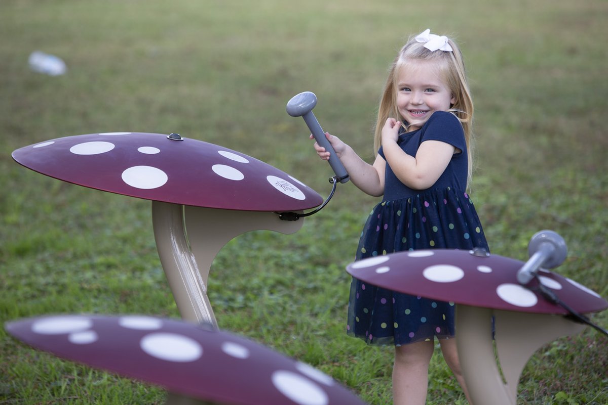 CunninghamRec's tweet photo. Looking for outdoor musical instruments to add to your existing park or playground? Let us help you add just the right piece to your sensory play area. #outdoormusicalinstruments #sensoryplay #inclusiveplay #parks #playgrounds #schools https://t.co/nZlSJujN7E https://t.co/kJke9vQEDw