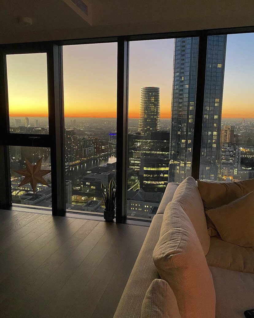 i dream to own a high rise apartment 🥰