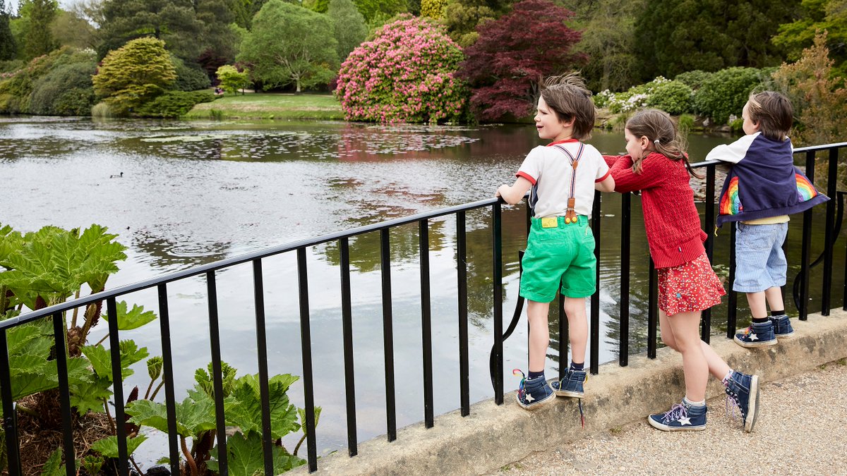 May Half Term trail at Sheffield Park and Garden NT 🐝27th May-4th June
Help the bees on a pollination mission around the garden 🌷
 
👉Trail is free but normal garden admission applies.
Visit nationaltrust.org.uk/visit/sussex/s…