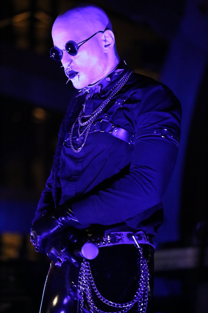 dark_darkwave's tweet image. DARK 
📷 Jürgen Möller 

For Videos/Insta/Bandcamp/Spotify/Merch/T-Shirts visit:
►linktr.ee/the.official.d…
#darkwave #postpunk #gothic