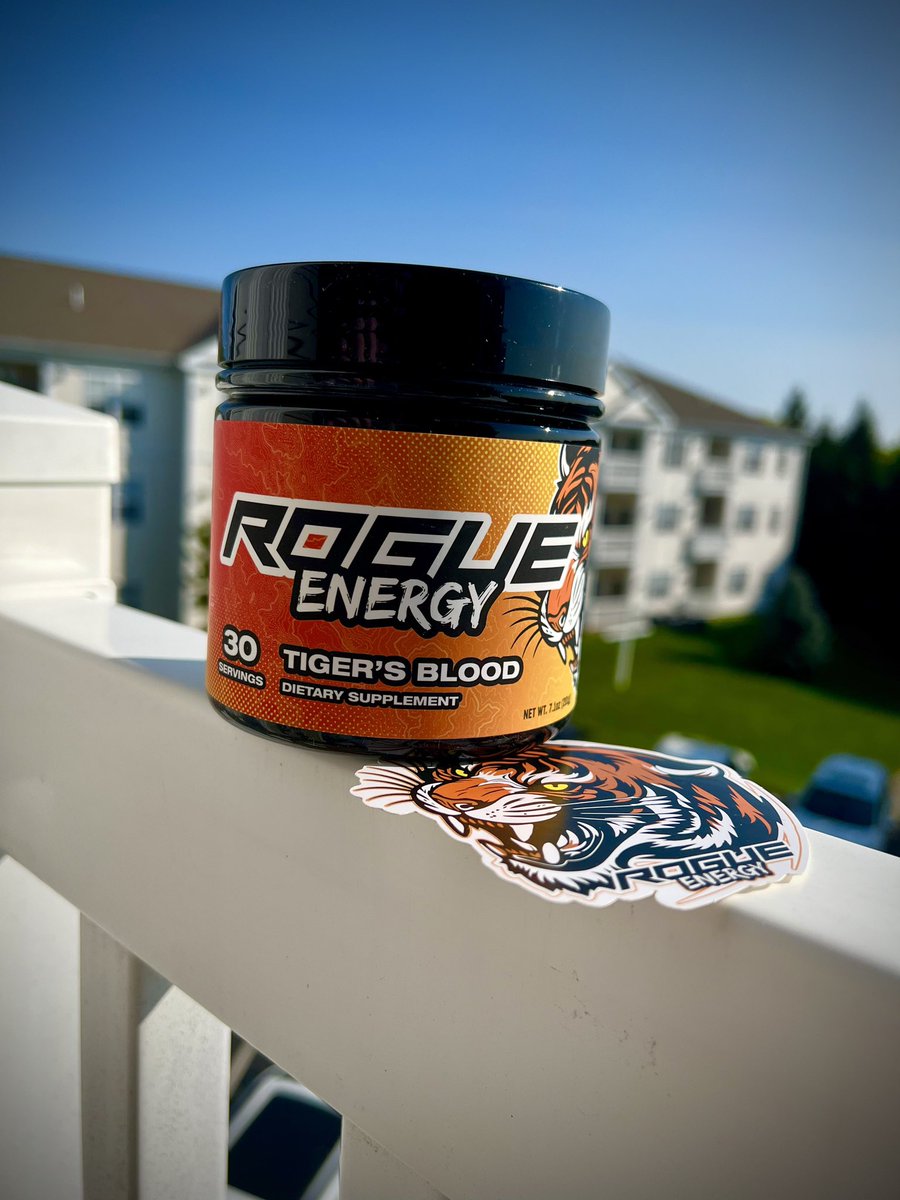 ZacDudzik's tweet image. I will be giving away a signed tub of our brand new, sold out, Tiger’s Blood. 

To enter, like &amp;amp; RT this post, tag 4 friends, and say something nice about someone to spread a little love. 

RogueEnergy.com
📸@celestialxzen