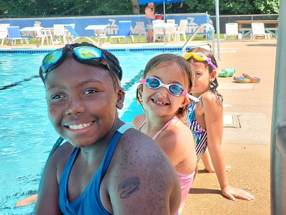 SwimRVA's tweet photo. Your Summer oasis is here! SwimRVA-North will be having their first Open House tonight from 5pm - 7pm. RVSP here if you haven't already: https://t.co/LKpgZO3SNB
#SwimRVA #SwimForit #Swimming #Water https://t.co/wAggxfNMGd