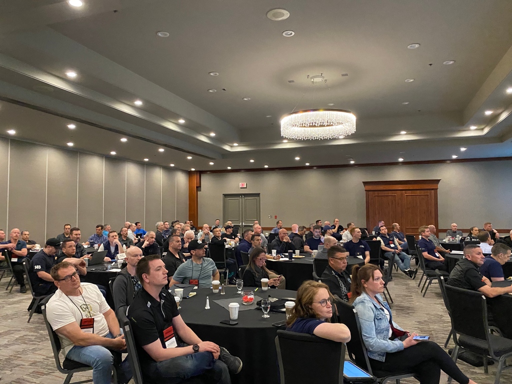 DCSheldonYoung's tweet photo. Thank you to the Fire Prevention Officers Association of BC for hosting a very informative conference last week.
It was great to connect and learn from all of the presenters and attendees.
#FPOABC
#OFC
@BC_FireSafety https://t.co/FQLtBjKMb2