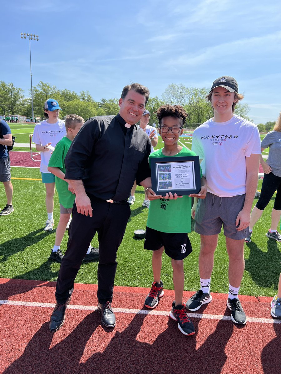 De Smet Jesuit tweet media