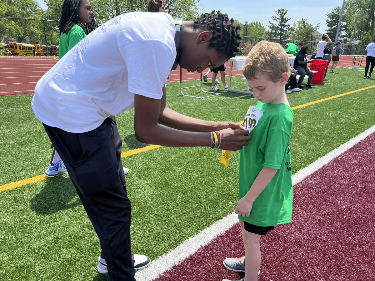 De Smet Jesuit tweet media