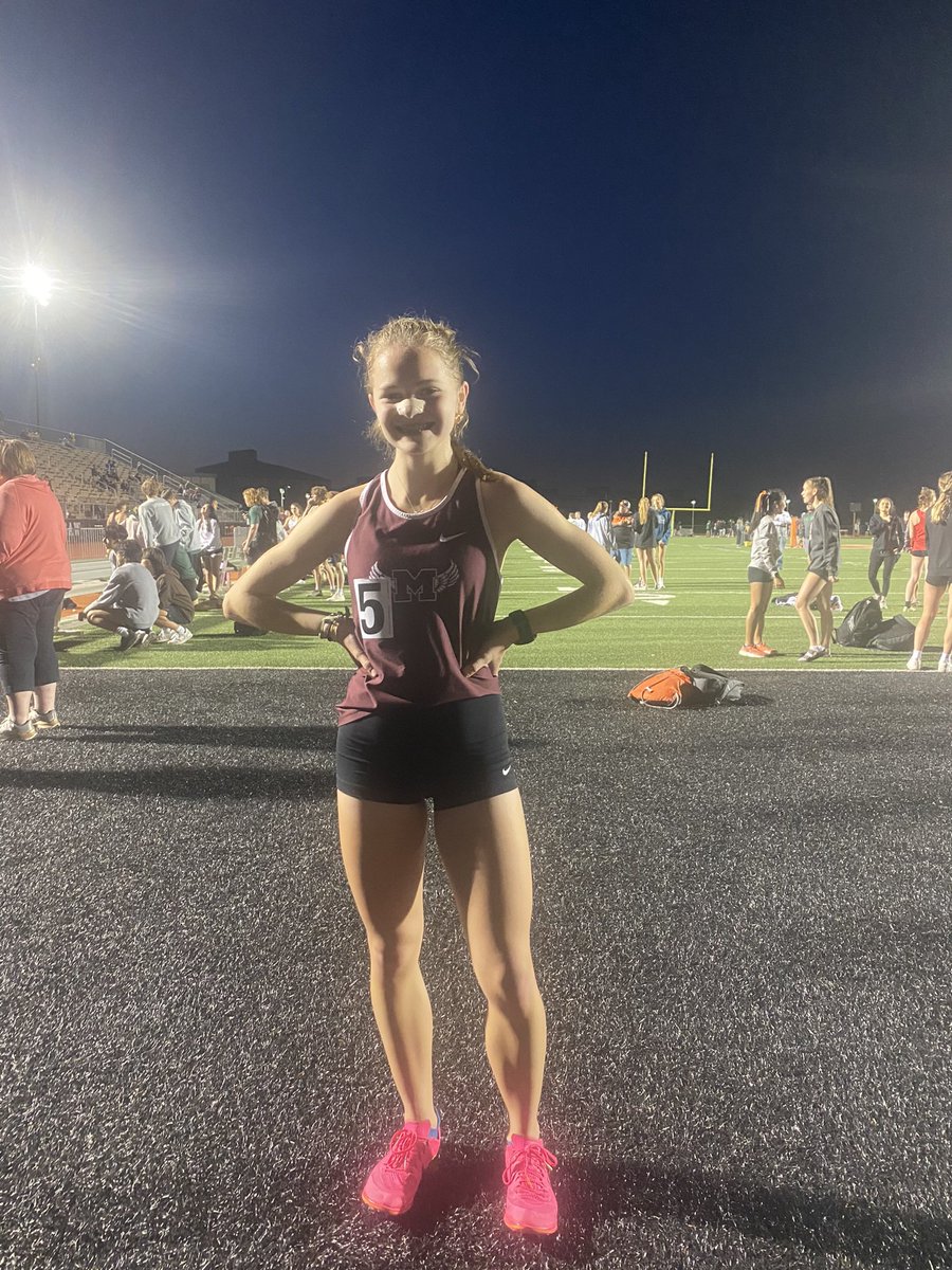 CavemenGTrack's tweet photo. Forgot to post @korynflick_5 tough double last night 😢 Feeling sick &amp; congested from Prom weekend, she toughened out a 1600/3200 double with a 3rd &amp; 4th place @NLCAthletics meet.  @cavemensports way to go Koryn! 👍 https://t.co/5FlX4qoLsW