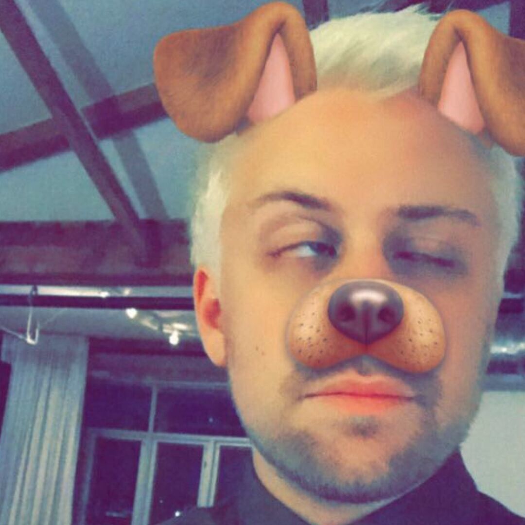 LsolinLsolin's tweet photo. 看家型狗狗和宠物型狗狗🥺
#kayzo #kayzomusic #dotcom #dotcommusic #Chriscomstock #thebinches https://t.co/GzRAWNJM5R