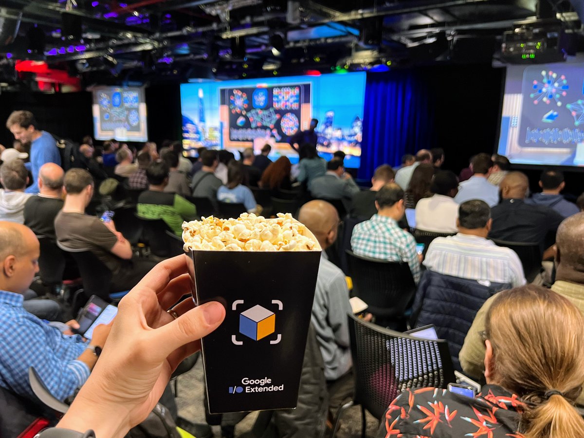 Watching @Google I/O at the Google I/O Extended watch party at the Google London office (@GoogleDevEurope) 🤩🙌 SO MUCH AI goodness! ❤️ #GoogleIO #GoogleIOExtended #London