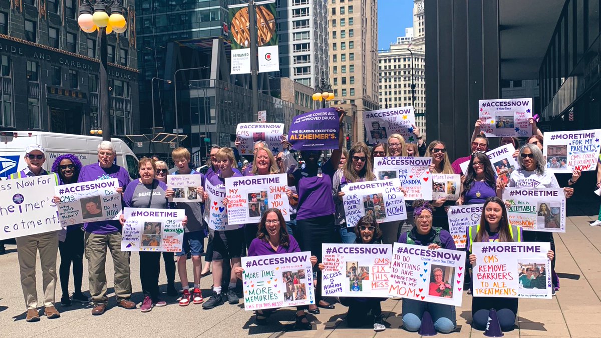 AlzILAdvocacy's tweet photo. THANK YOU to the advocates who rallied outside the CMS office in Chicago today! Together, our voices were heard as we demanded #AccessNOW and #MoreTime 📣💜 @ALZIMPACT @alzIllinois https://t.co/gJzh7sXVhR