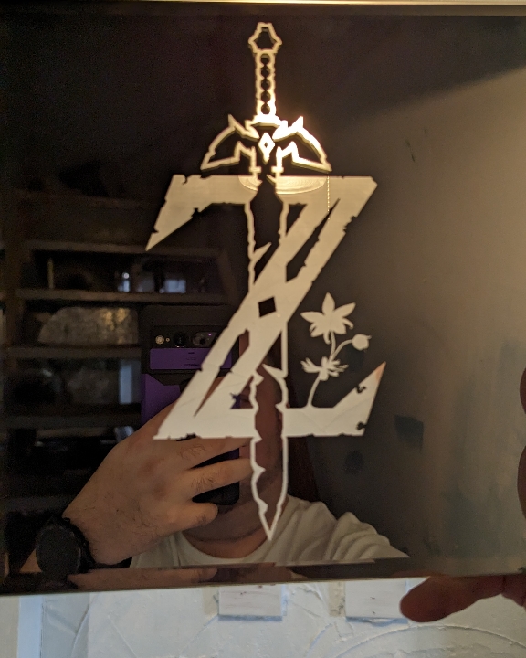 PatBetaTesteur's tweet photo. Avec #TheLegendOfZelda #TearsOfTheKingdom qui arrive ce vendredi, que comptez-vous faire ce weekend, les ami(e)s?
J'en ai profité pour mettre au défi ma #LaserMaster3 de chez #Ortur pour la cause avec ces pyrogravures sur bois et sur miroir. 🤩 https://t.co/S3mBgbwMGS