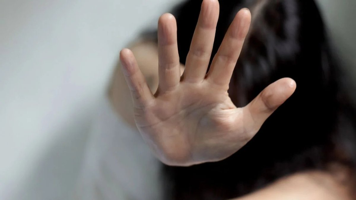 2001OnLine's tweet photo. 📌 Un joven violó y mató a su prima en Ecuador

🧵Hilo

📷Foto cortesía 

#FL2001 https://t.co/WxDoKXPQIL