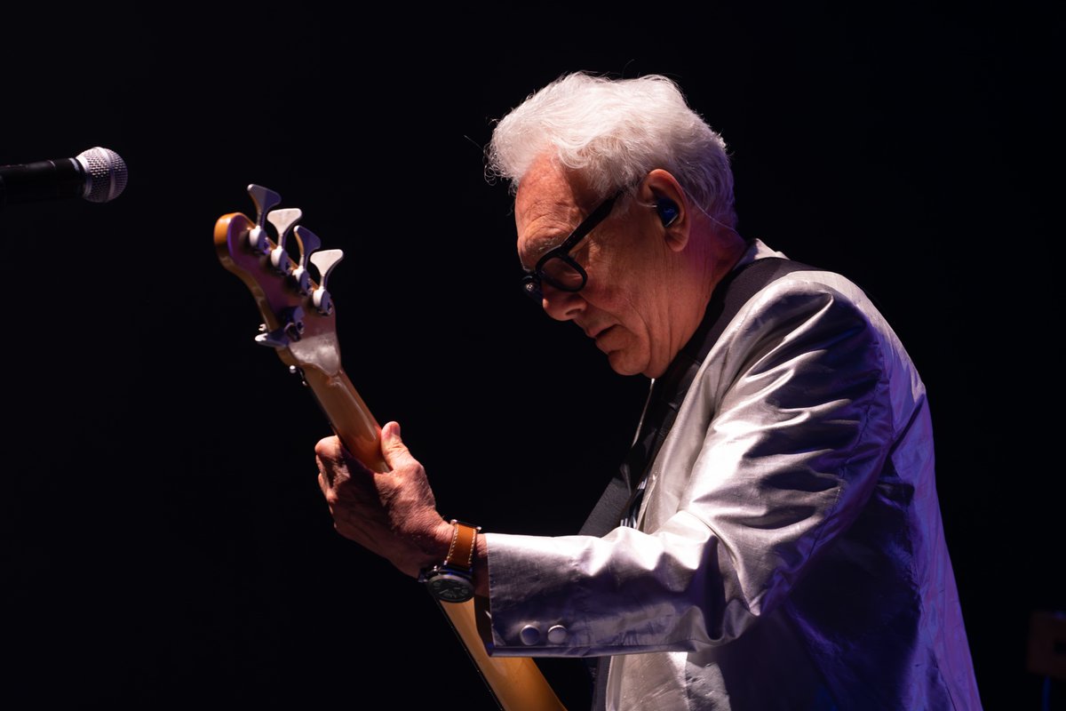 Trevor_Horn_'s tweet image. The @Seal World Tour continues in Washington D.C. tonight at The Anthem. Photos from the show in Louisville, KY.

Photos by J Tyler Franklin