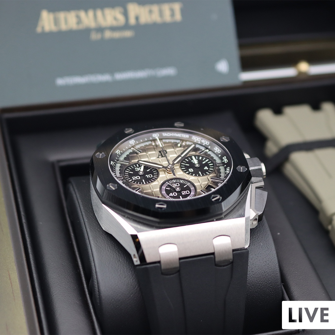 wc_auction's tweet photo. The latest generation of Audemars Piguet’s rugged sports watch is presented here in steel with a black ceramic bezel ⚫️⚪️
—
https://t.co/L3vLnAf5yN
#watchcollecting #rarewatch #luxurywatch #audemarspiguet https://t.co/ot3YNQMrVd