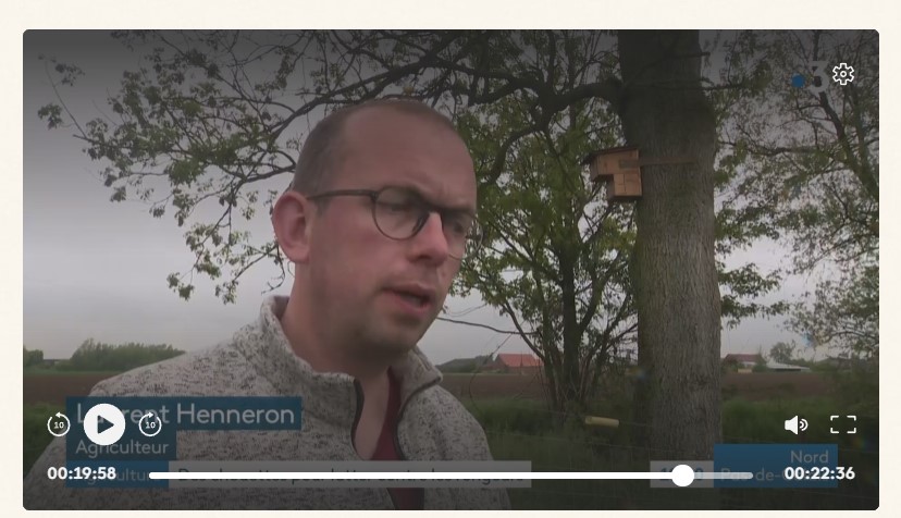 chambagri_hdf's tweet photo. #Chouette, le reportage @F3nord a été diffusé: ▶️https://t.co/tcAhs6yie4 suite à la visite de la ferme Henneron à #Steenwerck hier. 
Contact: sophie.grassien@npdc.chambagri.fr
📷 reportage 19/20 - 10 mai 2023, à partir de 00.19.11
📷 https://t.co/tcAhs6yie4 https://t.co/lWcjThHCZx