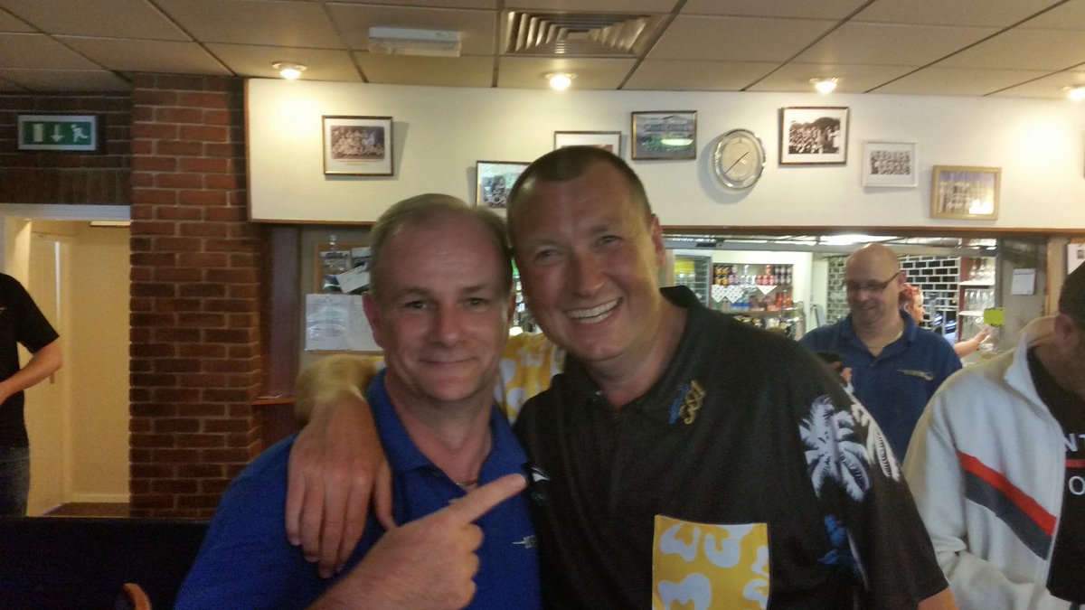 daz180pdc's tweet photo. @Wayne501Mardle Happy 50th Birthday Wayne, have yourself a great day matey 👍🍷🍺
That photo, what a day that was. Sorry Mr Lineker 🤣🤣🤣 https://t.co/iPzTHepZgx