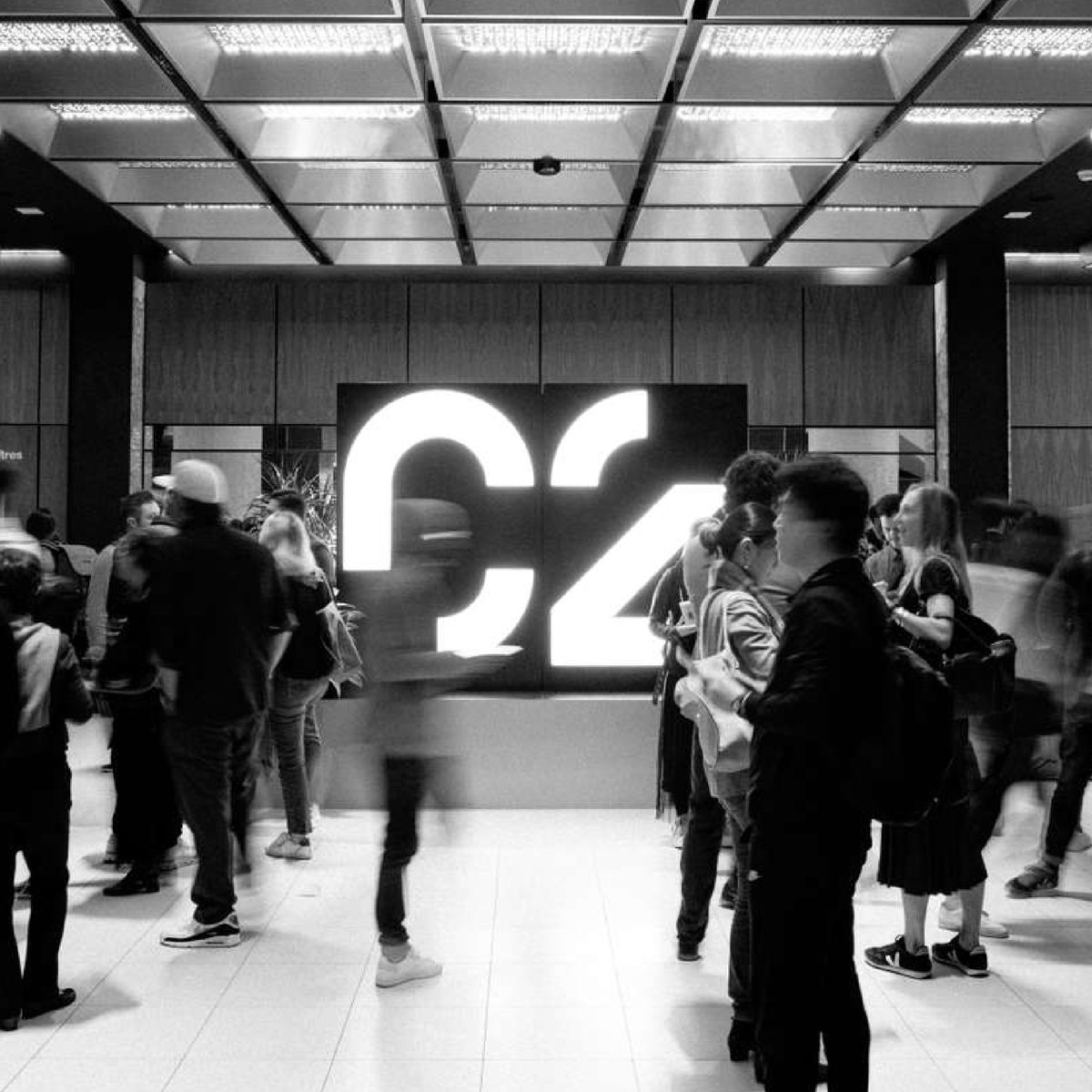 c2montreal's tweet photo. Ready to experience some je ne sais quoi magic in downtown Montréal ✨? See you soon for #C2MTL23, at Nouveau Centre par Ivanhoé Cambridge. Buy your pass now: https://t.co/sLBhnbcqf1
#nouveaucentremtl #MomentsQEH #placevillemarie #EsplanadePVM https://t.co/uxEnoEoxkY