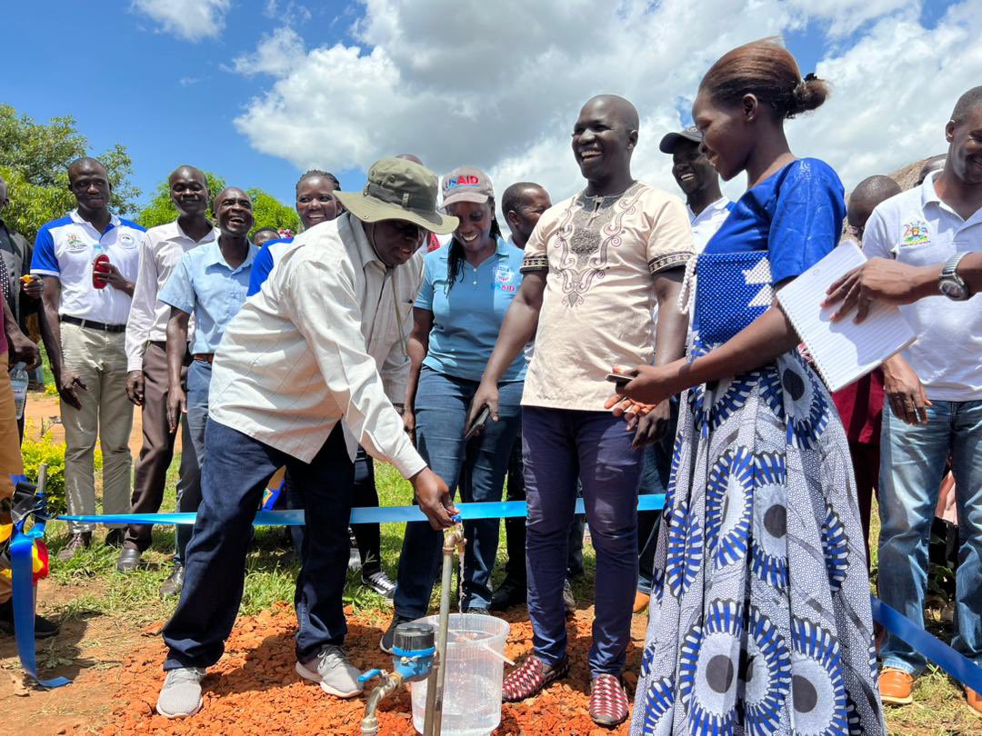 min_waterUg's tweet photo. #MWEworks: @min_waterUg through Umbrella of Water and Sanitation-Northern undertook system improvements and network extension works for Omiya Anyima Water Supply System in Kitgum District which has been commissioned. @GovUganda @okidi64 @USAID @USAIDUganda @BrendaAkao https://t.co/xROaoXEQqX