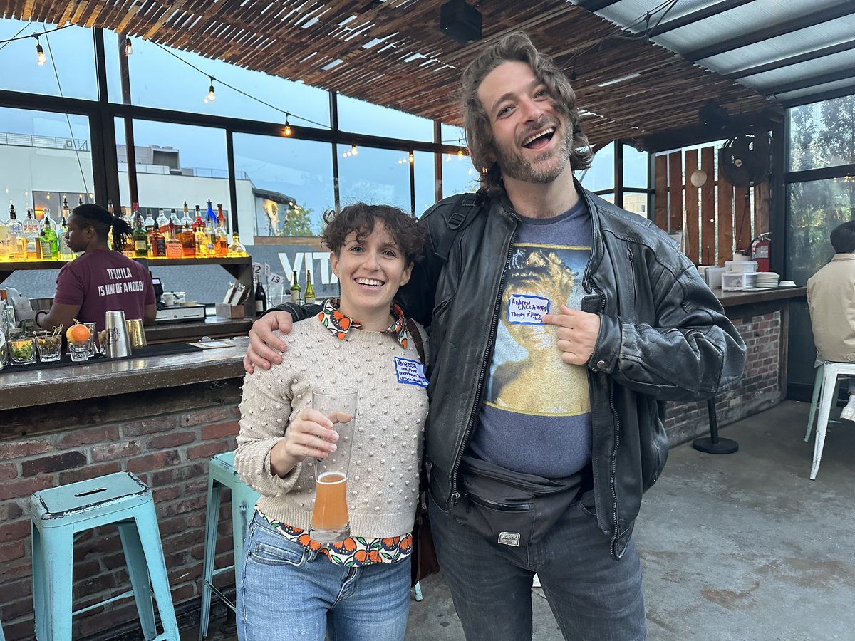 Ausha | Boost Your Podcast Game ๐ (@ausha_en) on Twitter photo We ๐ podcaster meetups!
Thank you to @Erika_Janik and Eva Kalea from <a href="/ThrshldPodcast/">Threshold Podcast</a> for hosting such a fun meet up of podcasters, producers, writers, and marketing experts!
Our own <a href="/obeniflah/">Odile Beniflah</a> (head of US) had a blast attending ๐ We ๐ podcaster meetups!
Thank you to @Erika_Janik and Eva Kalea from <a href="/ThrshldPodcast/">Threshold Podcast</a> for hosting such a fun meet up of podcasters, producers, writers, and marketing experts!
Our own <a href="/obeniflah/">Odile Beniflah</a> (head of US) had a blast attending ๐