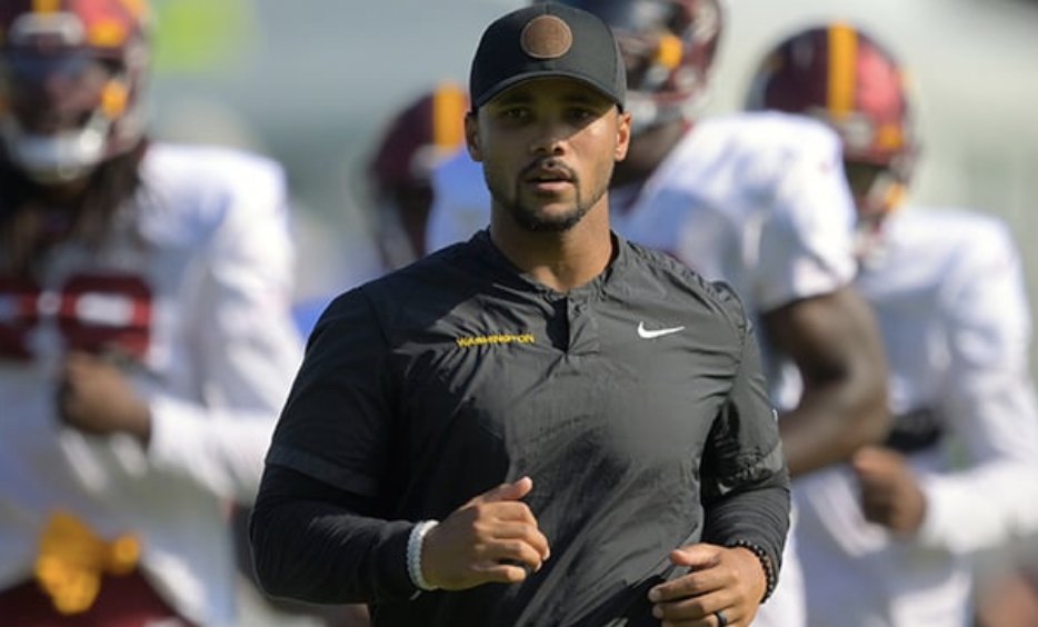 Cronkite News: Phoenix Sports (@sportscronkite) on Twitter photo "He knew how to outsmart guys": Former <a href="/Husky_Football7/">HamiltonHuskyFootball</a>
coaches not surprised #AZCardinals hired Drew Terrell <a href="/DTerrell04/">Drew Terrell</a>. Our <a href="/Aaron_Healy15/">Aaron Healy</a> has more cronkitenews.azpbs.org/2023/05/10/ari⦠"He knew how to outsmart guys": Former <a href="/Husky_Football7/">HamiltonHuskyFootball</a>
coaches not surprised #AZCardinals hired Drew Terrell <a href="/DTerrell04/">Drew Terrell</a>. Our <a href="/Aaron_Healy15/">Aaron Healy</a> has more cronkitenews.azpbs.org/2023/05/10/ariā¦