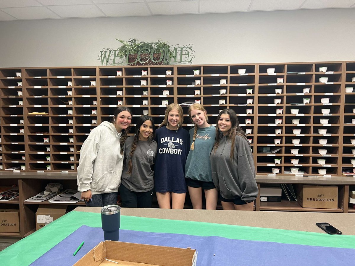 Giving a BIG thank you to our Amazing and hard working teachers! Enjoy your sandwich and other treats #RHSRoar #TeacherAppreciation